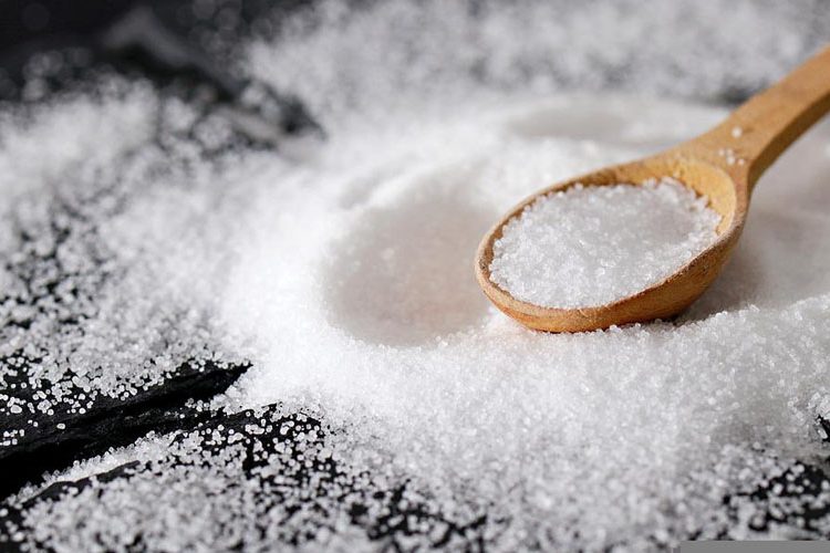 This is What Happens When You Put Salt in the Corners of Your House DailyThings.me