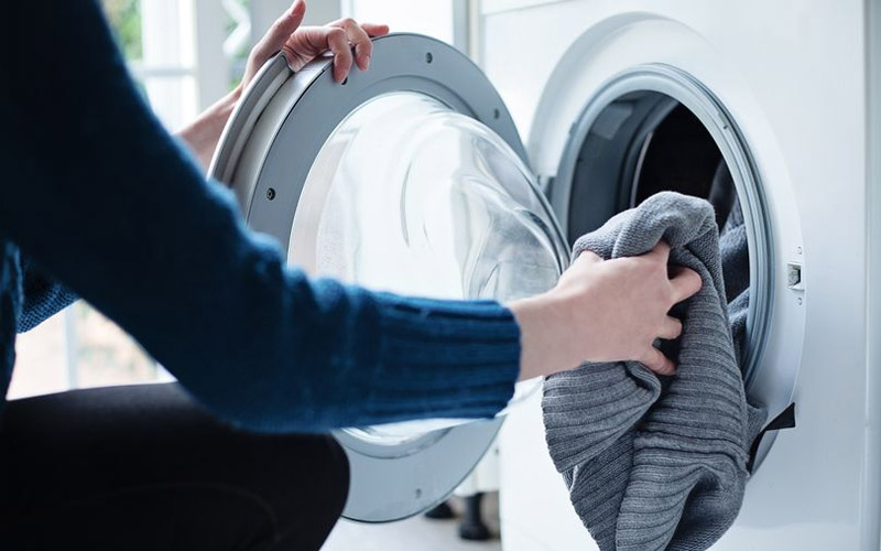 Why You Should Never Launder Your Bathroom Rugs in the Washer