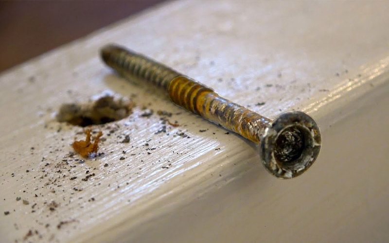 5 Techniques to Safely Remove Rusty Wood Screws DailyThings.me
